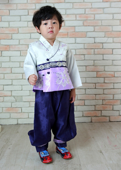 왕자한복 이미지