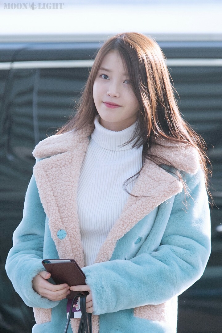 아이유 겨울철 코디 스타일.jpg | 인스티즈