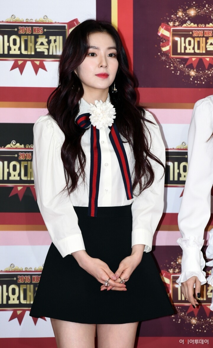 매년 연말 시상식에서 미모 폭발하는 아이린.jpgif | 인스티즈