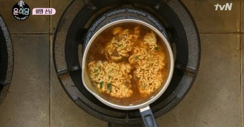 윤식당 볼때마다 불편하게 느끼는거 | 인스티즈