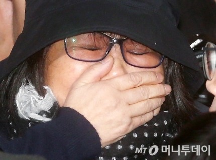???: 언니야 이렇게 울면되는거야?? | 인스티즈