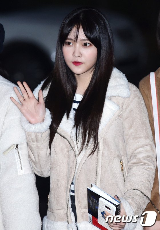 오늘자 레드벨벳 | 인스티즈