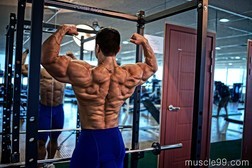 대한민국 최고의 보디빌더.. 수많은 후배들도 존경하는 분 | 인스티즈