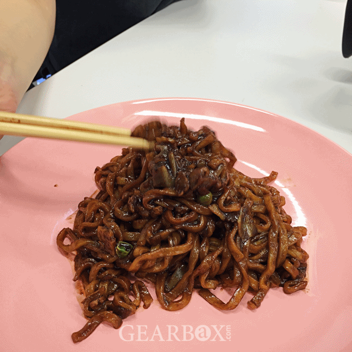 매일먹어도 맛있는 짜장라면 움짤 gif | 인스티즈