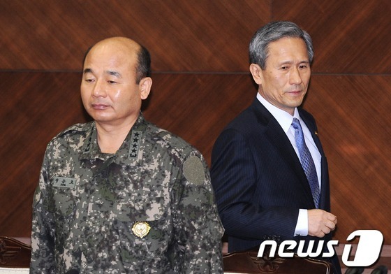 김관진 국방부장관의 카리스마 | 인스티즈