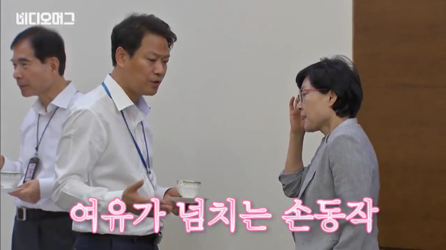 1등으로 와서 뿌듯한 임종석 비서실장님(영상) | 인스티즈