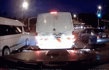 총 107명의 사상자를 낸 교통사고.gif | 인스티즈