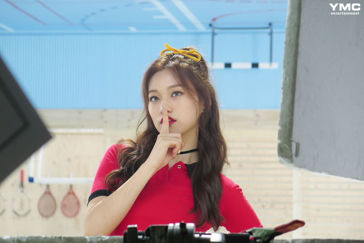 I.O.I 완전체 너무너무너무 비하인드컷 | 인스티즈