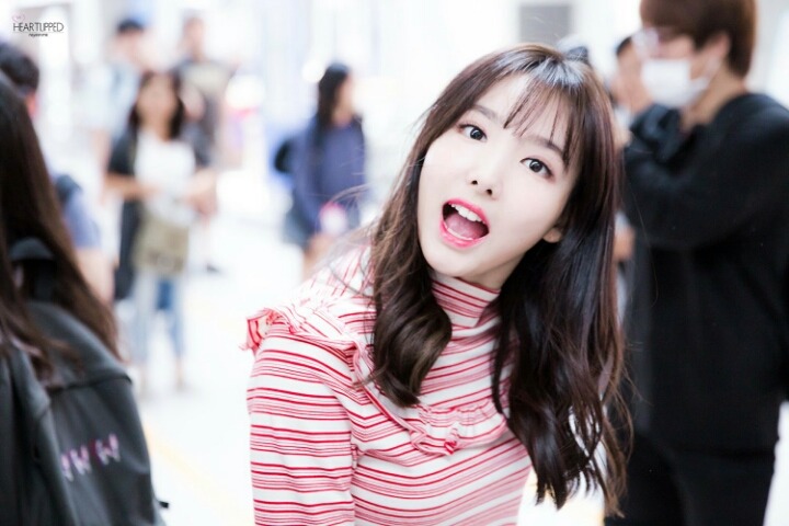 [트와이스] 여름날의 청량한나연이 | 인스티즈