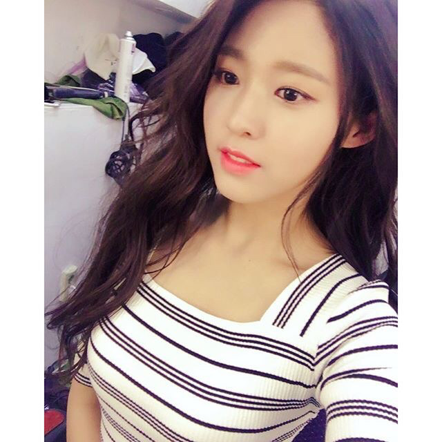 오늘자 설현 인스타그램 | 인스티즈