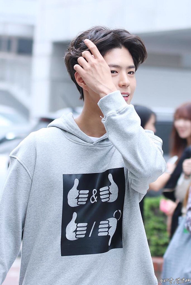 박보검이 머리숱 유지를 위해 먹는 것.jpg | 인스티즈