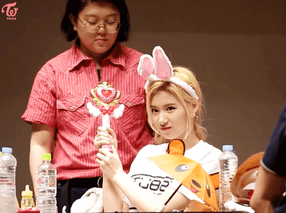 애기같은 사나.gif | 인스티즈