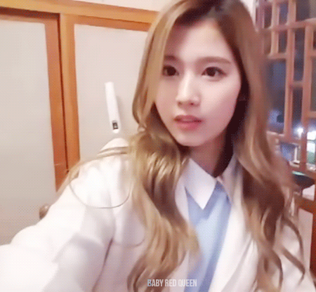 사나랑 데이트 하는 느낌.gif | 인스티즈