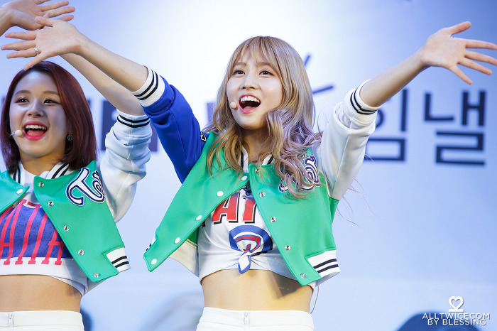 게릴라 콘서트 트와이스.JPG | 인스티즈