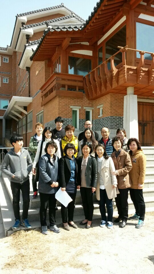 예수의 성모 여자관상수도회 이미지