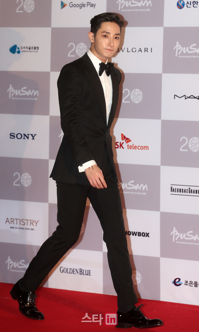 부산국제영화제 이수혁.jpg | 인스티즈