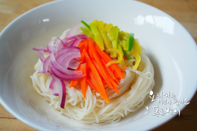 좋은날국수 이미지