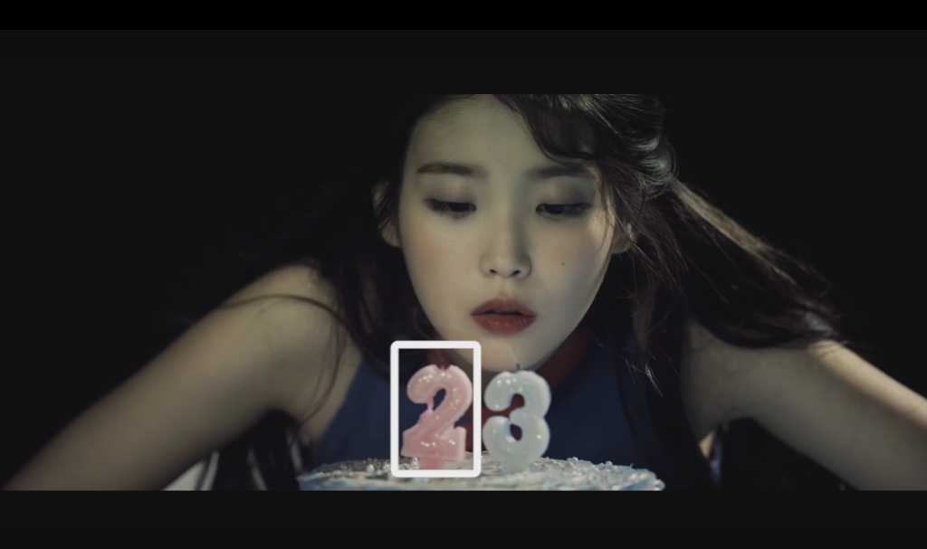 심리학과 영상 분석에 능통한 한 유투버가 해석한 아이유의 '스물셋' 뮤직비디오 (사진 많음) | 인스티즈