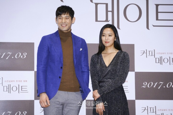 오늘자 윤진서 | 인스티즈