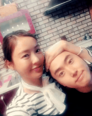 오늘자 또 동생에게 뽀뽀하는 이다희.gif | 인스티즈