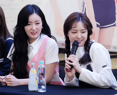손나은 경례.gif | 인스티즈