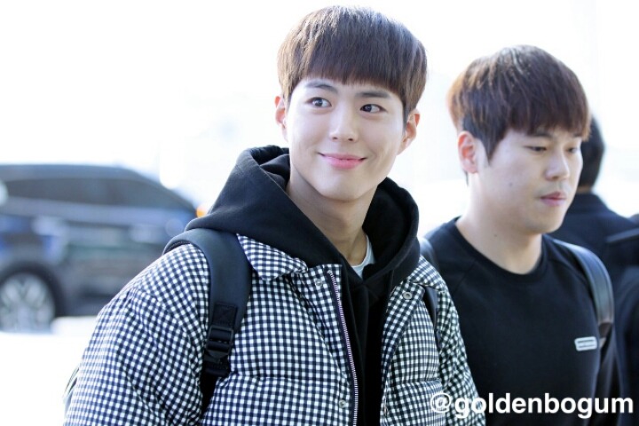 박보검 오늘자 공항 패션.jpg | 인스티즈