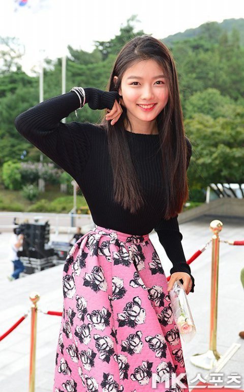 갈수록 넘사벽 여신으로 성장하는 김유정 | 인스티즈