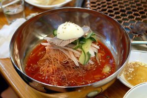 더냉면 이미지