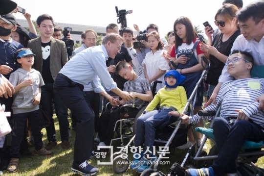 오늘자 문재인.jpg | 인스티즈