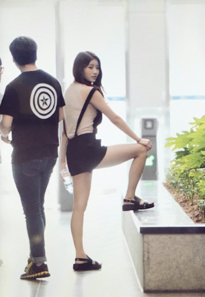 [러블리즈] 오늘자 아는형님 출근길 | 인스티즈