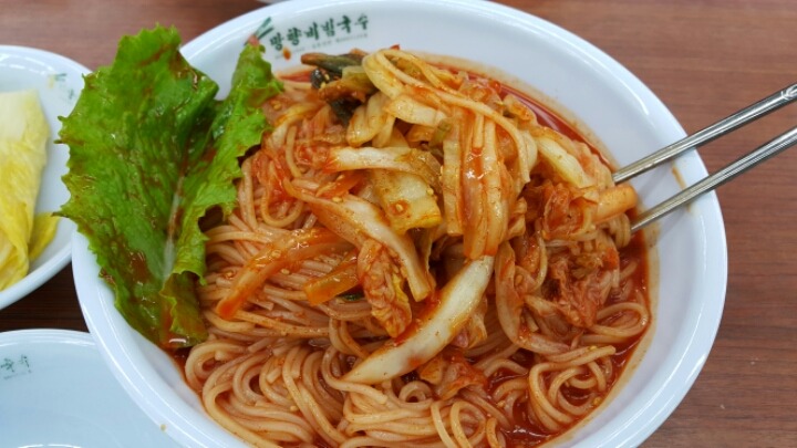 망향비빔국수 이미지