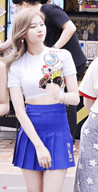 [트와이스] 팬싸에서 선물받은 사나 | 인스티즈