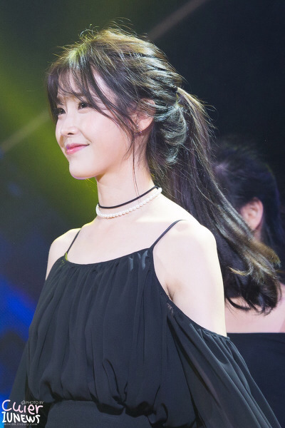 중국에 간 아이유 | 인스티즈