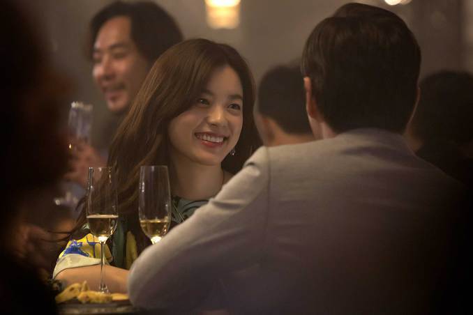 자고 일어나면 얼굴이 변하는 병에 걸렸어요 | 인스티즈
