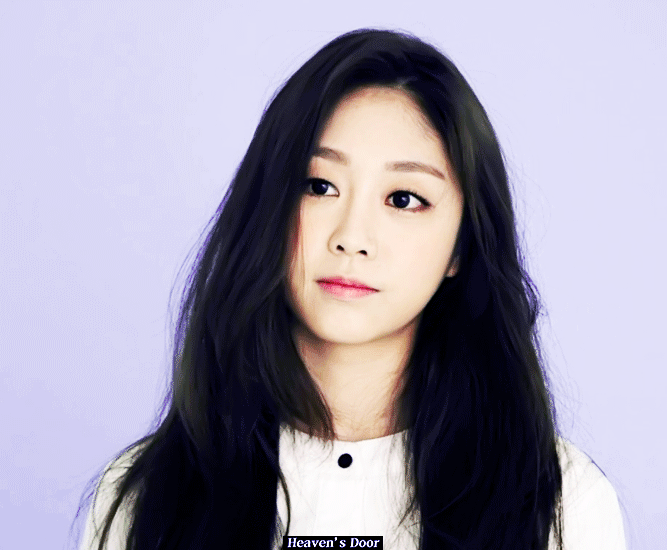 러블리즈 지수는 금발이 낫다 vs 흑발(어두운)쪽이 낫다 | 인스티즈