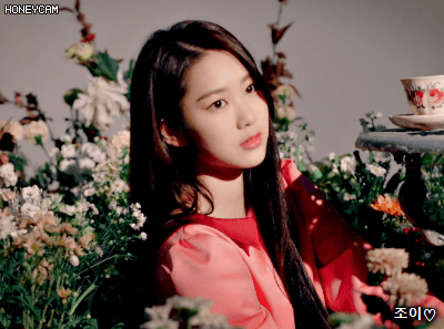 비밀정원 자켓 메이킹필름 오마이걸 지호.gif | 인스티즈