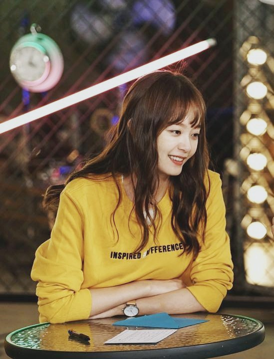 평범했는데 앞머리 내리고 짱예된 전소민 | 인스티즈