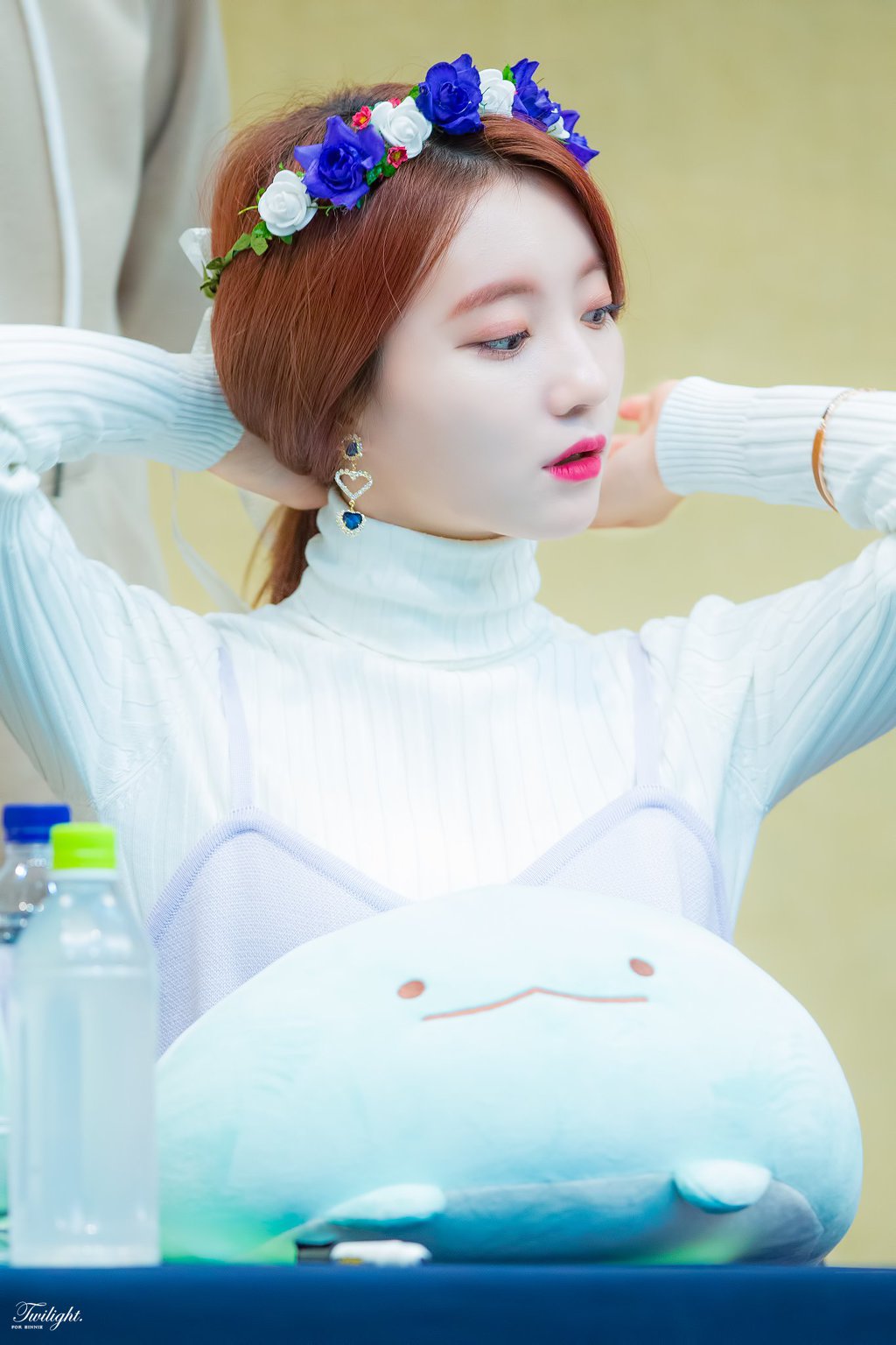 최근 오마이걸 팬사인회 비니&amp;아린 | 인스티즈