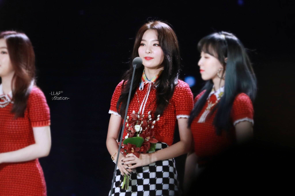 [레드벨벳] 오후에 비소식이 있다고해서 슬기 | 인스티즈