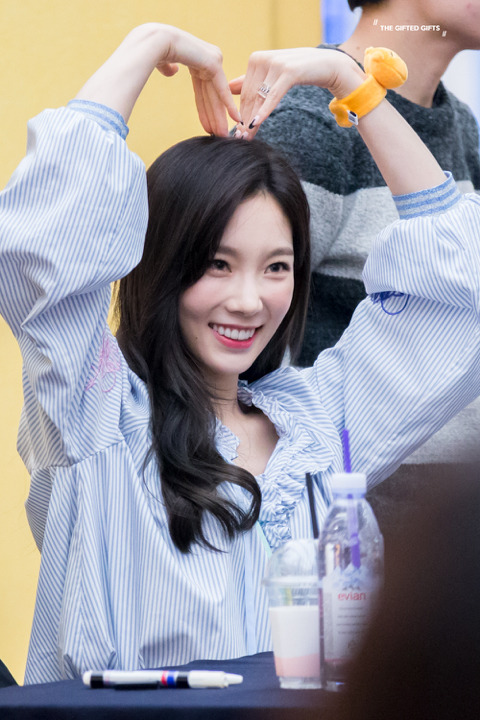 [태연] 가온 인기상 확정되서 태연짤 모음 (데이터주의) | 인스티즈