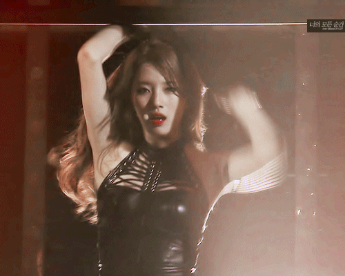 섹시함 그자체였던 HUSH 수지.jpgif | 인스티즈