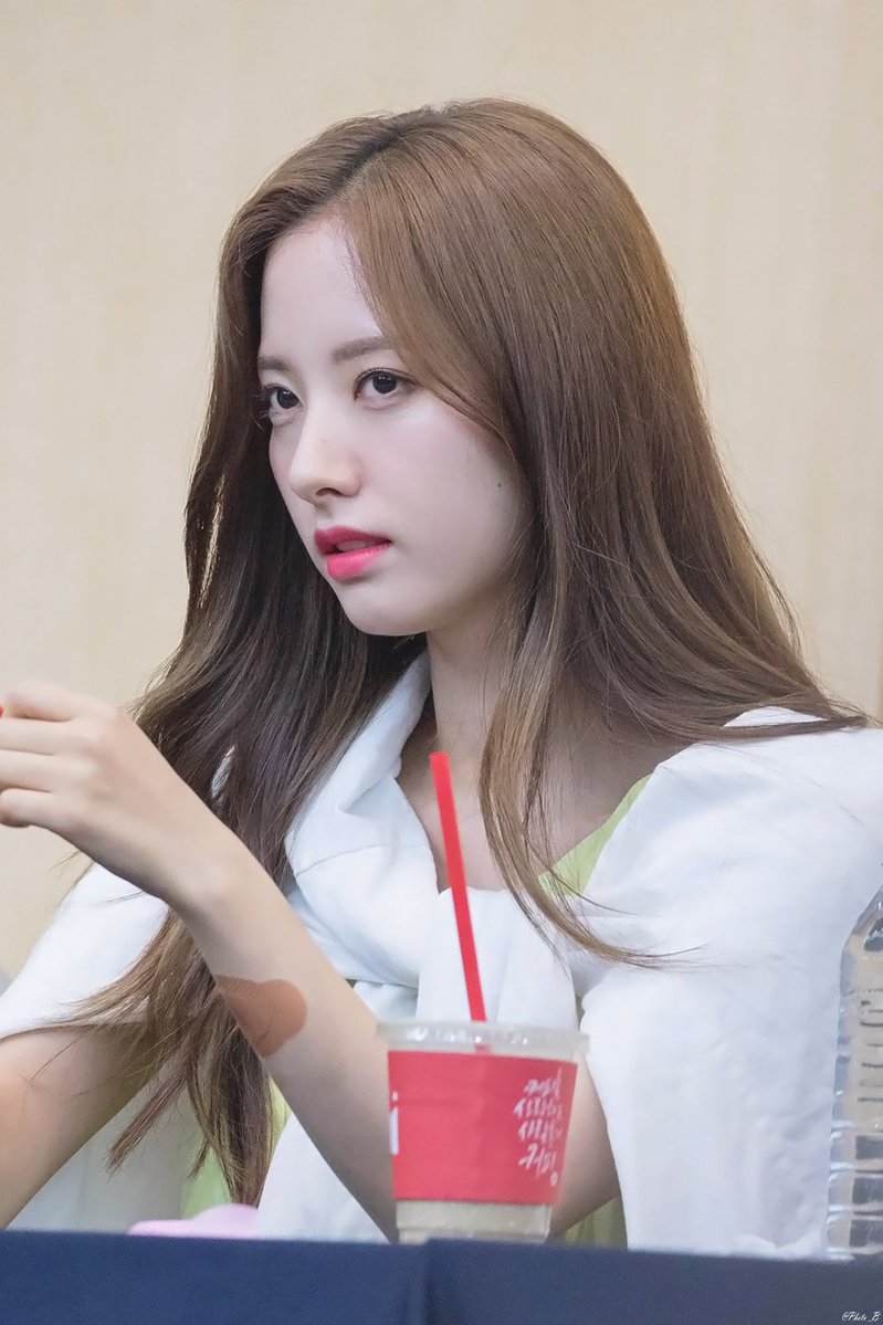 김지연의 수많은 인격중 우주소녀 보나.jpgif | 인스티즈