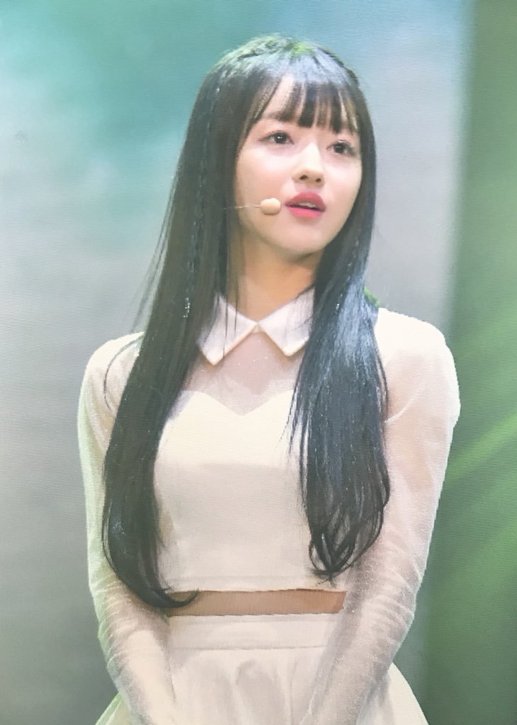 갈수록 더 예뻐지는 오마이걸 유아.jpg | 인스티즈
