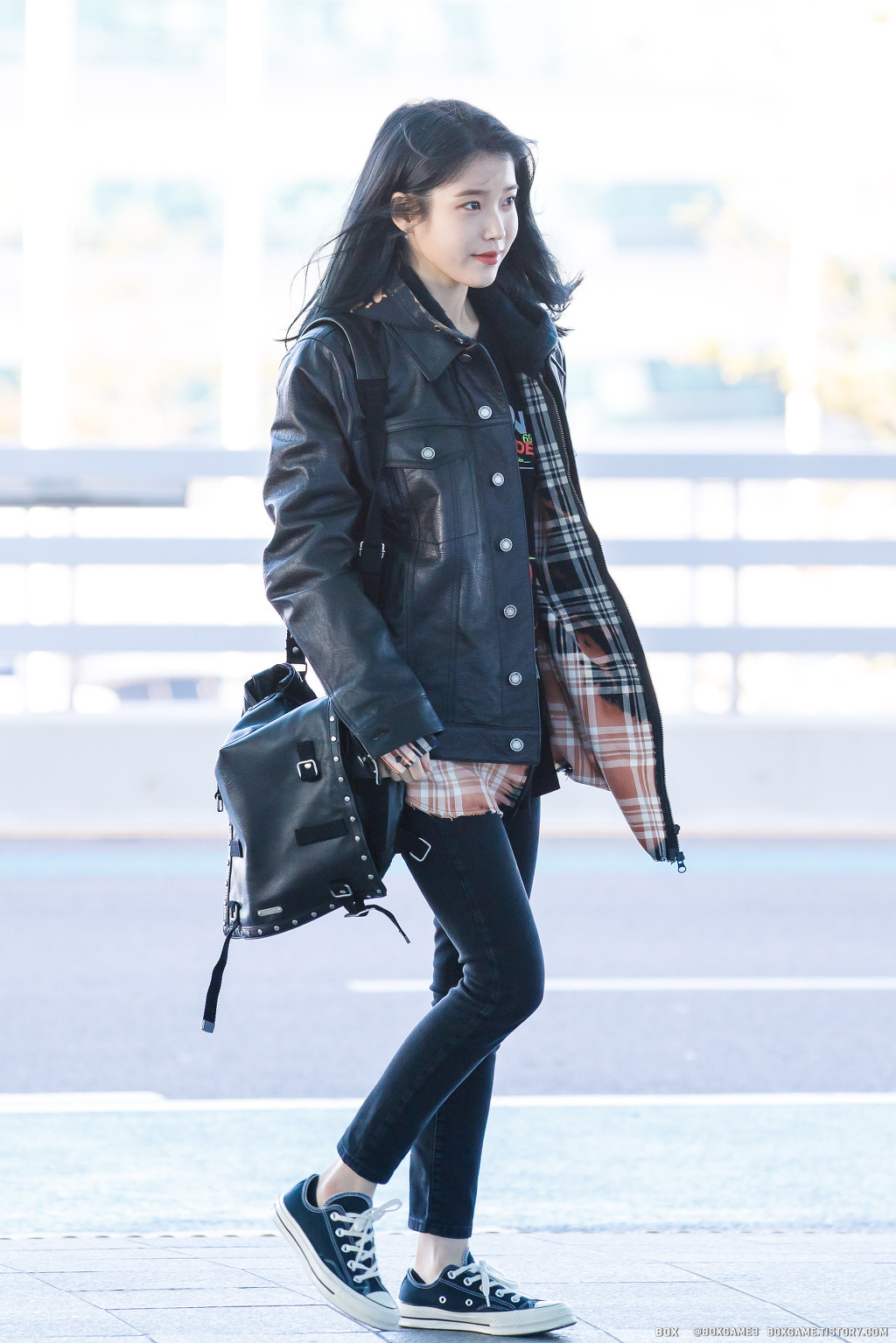 출국하는 아이유 미모.jpg | 인스티즈