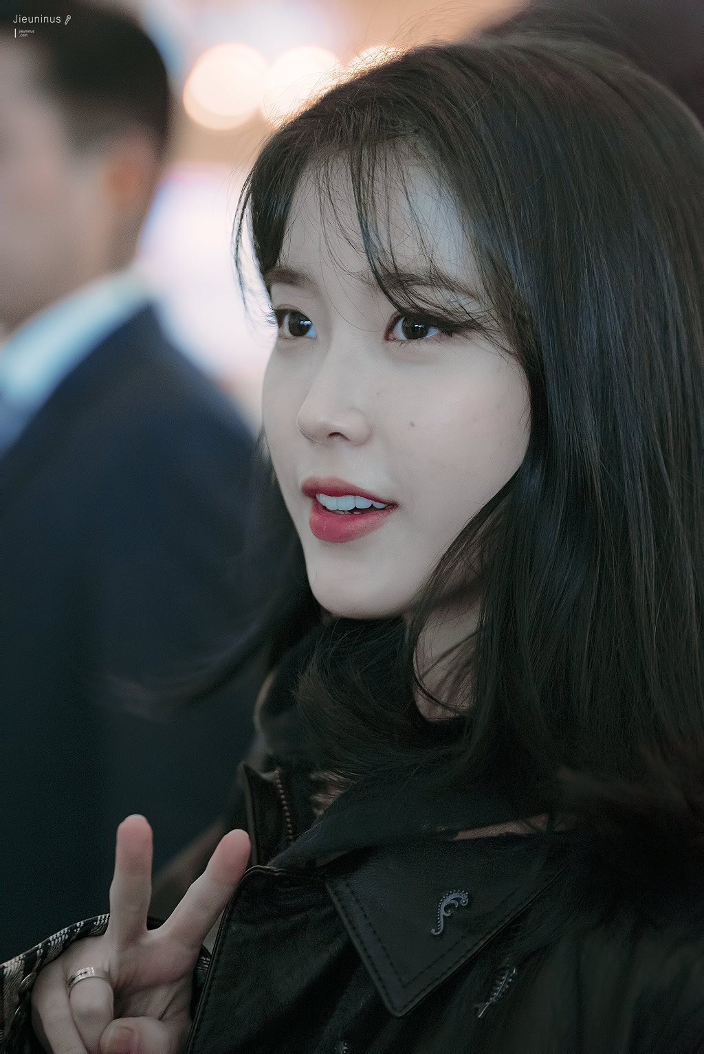 출국하는 아이유 미모.jpg | 인스티즈