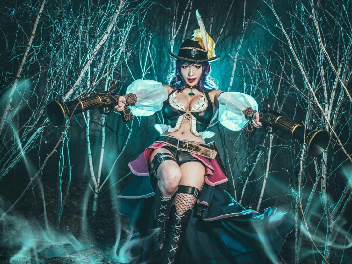 글쓴이 주관적 코스플레이어 투탑 | 인스티즈