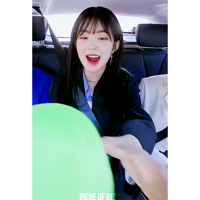 자율주행차 타고 씐난 아이린.gif | 인스티즈