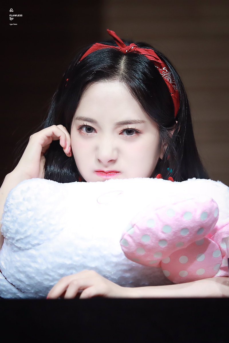 17시즌 우주소녀 보나의 미모.jpg | 인스티즈