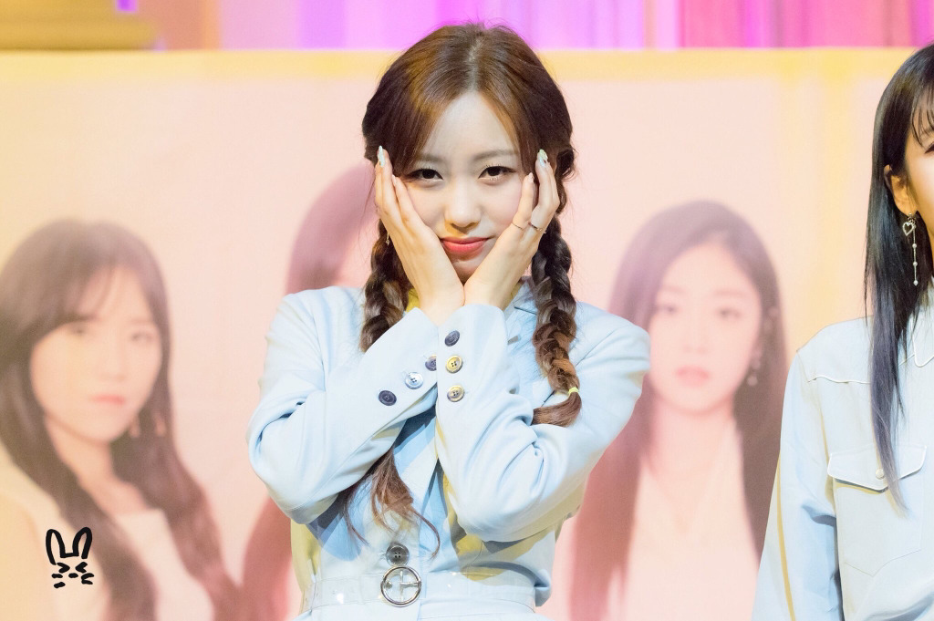 [러블리즈] 식후 커피를 거의 다 마셔가서 수정이 | 인스티즈