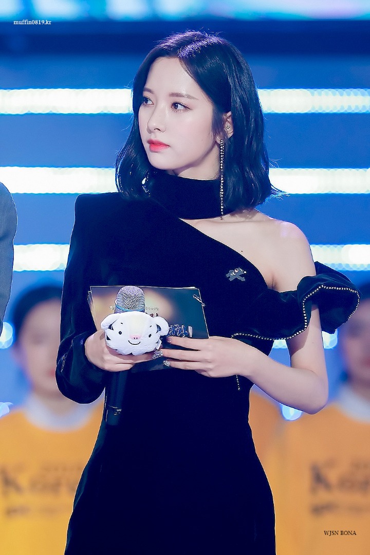 2018년 첫 우주소녀 보나 | 인스티즈